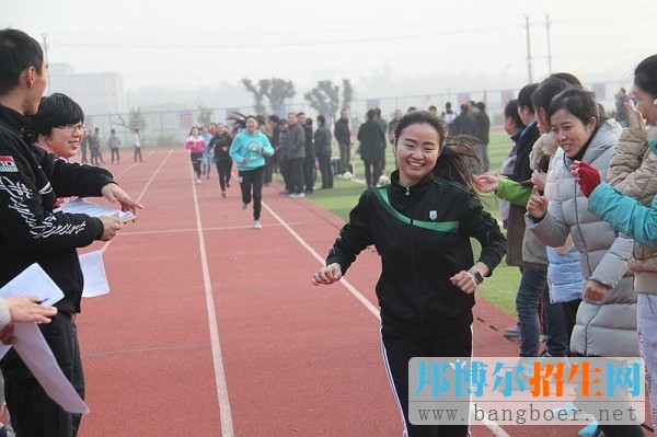 重慶市榮昌縣職業(yè)教育中心地址在哪里