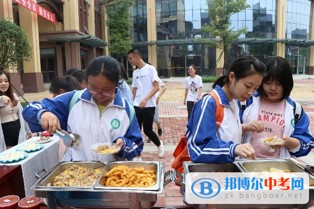 四川省雙流縣棠湖中學新加坡文化主題周之飲食文化