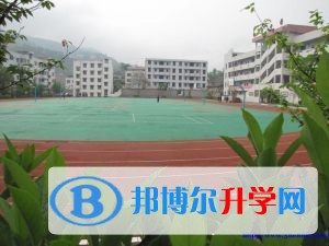 巫山縣官渡中學(xué)2018年招生計劃