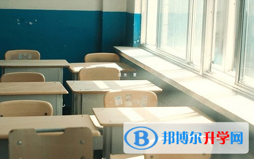 保定2021年中考推薦生自薦信