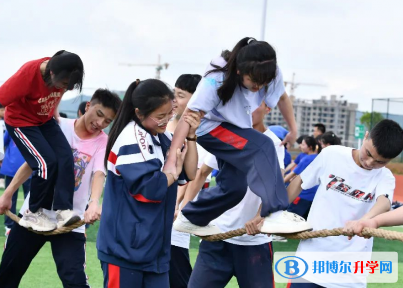 清鎮(zhèn)市第一中學2022年報名條件、招生要求、招生對象