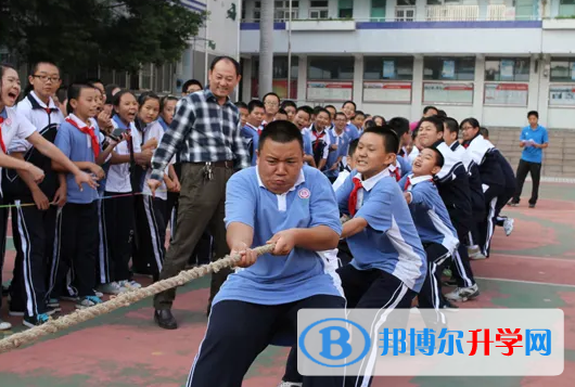 深圳紅嶺中學高中部國際班