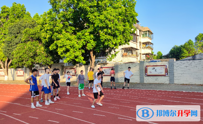 鼎湖區(qū)鼎湖中學怎么樣、好不好