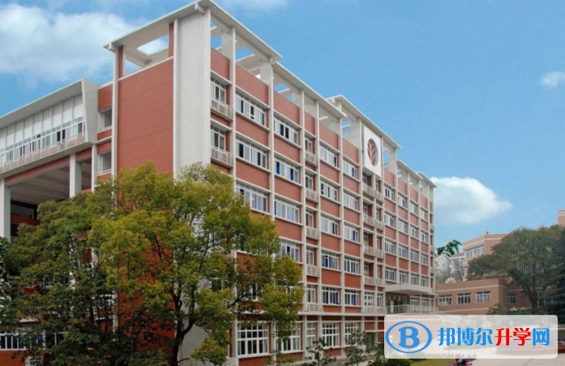 重慶市兩江新區(qū)西南大學(xué)附屬中學(xué)校怎么樣、好不好